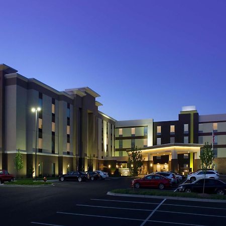 Hampton Inn Louisville East Hurstbourne Exteriör bild